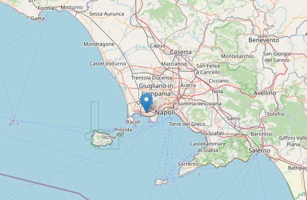terremoto-di-magnitudo-3.8-tra-napoli-e-pozzuoli,-gente-in-strada