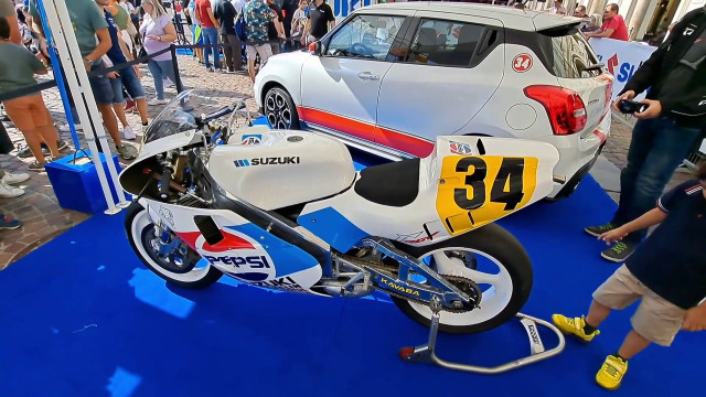 suzuki,-una-livrea-speciale-dedicata-a-kevin-schwantz