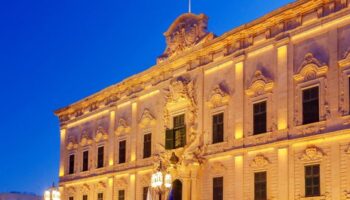 malta,-italian-fined-for-damaging-the-steps-of-the-office-prime-minister