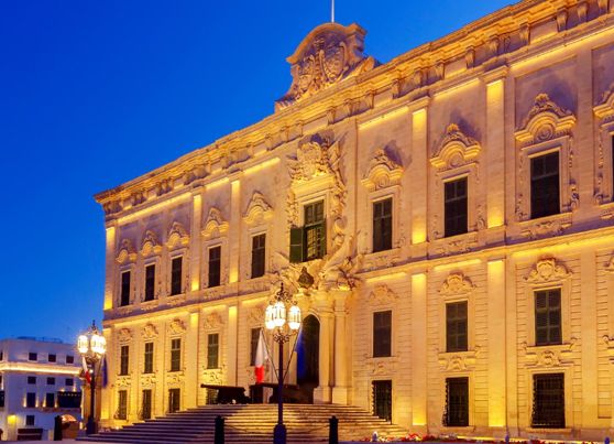 malta,-italian-fined-for-damaging-the-steps-of-the-office-prime-minister