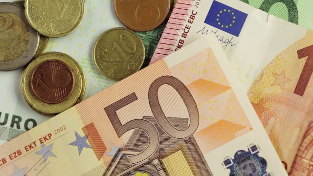 ue,-la-commissione-rivede-al-ribasso-le-stime-di-crescita