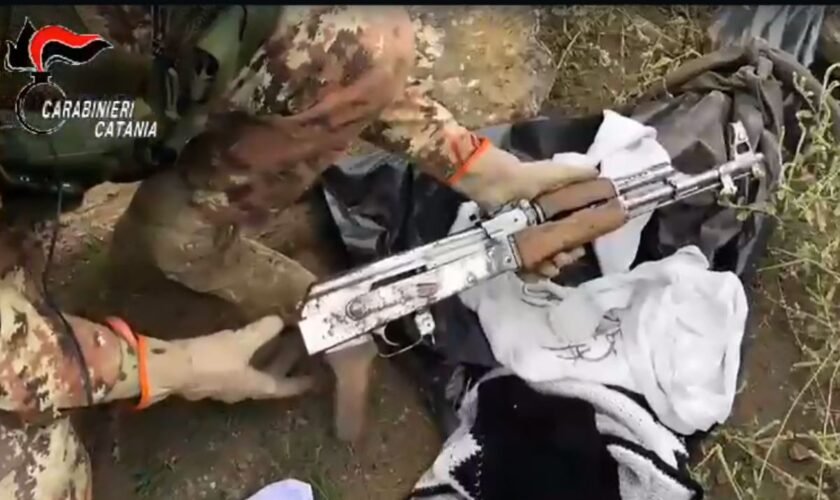 sgominata-cosca-mafiosa-nel-catanese,-13-arrestati