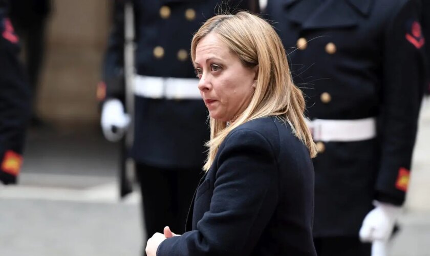 meloni-“battaglia-per-difendere-identita,-famiglia-e-dio”