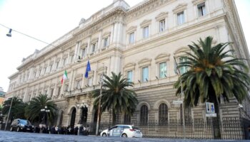 a-luglio-il-debito-pubblico-sale-a-2.858-mld