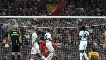 il-napoli-rimonta-due-gol-e-pareggia-contro-il-genoa