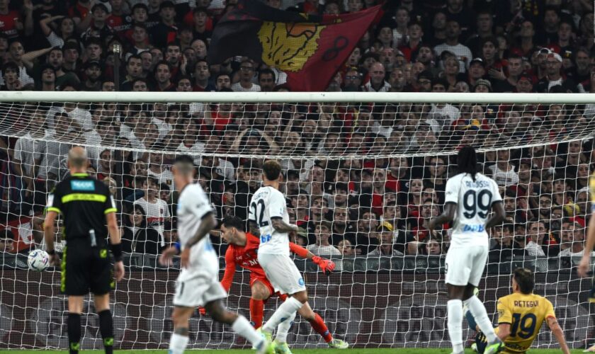 il-napoli-rimonta-due-gol-e-pareggia-contro-il-genoa
