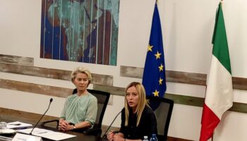 migranti,-meloni-“l’europa-deve-lavorare-insieme-o-sara-travolta”