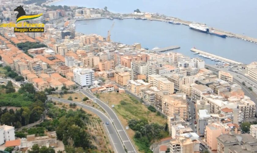 reggio-calabria,-arrestato-corriere-della-droga-con-40-kg-di-hashish