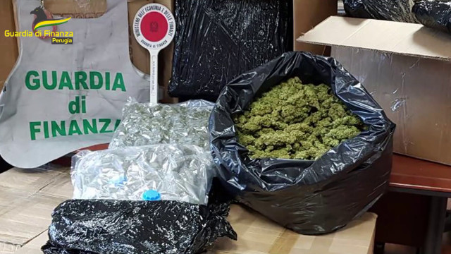a-perugia-dieci-misure-cautelari-per-traffico-di-stupefacenti