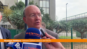 valditara-“investiamo-risorse-nelle-scuole-della-calabria”