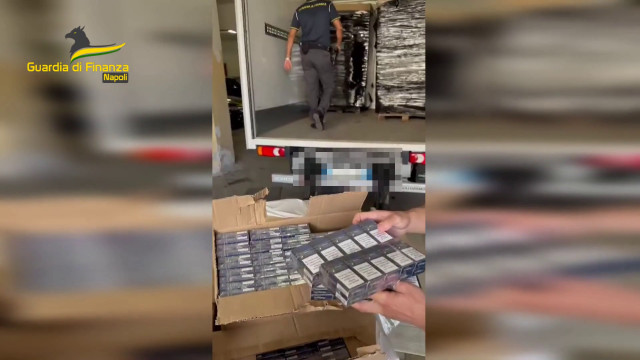 sigarette-di-contrabbando,-sequestro-per-1,2-tonnellate-nel-napoletano