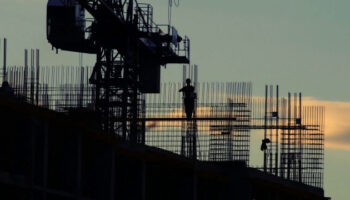 costruzioni,-cala-la-produzione