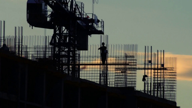 costruzioni,-cala-la-produzione