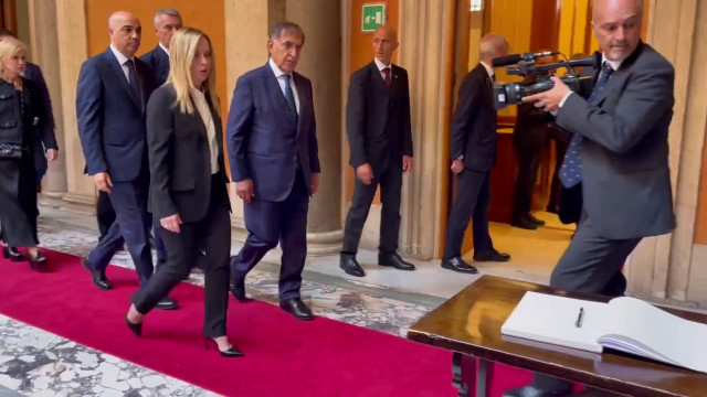 napolitano,-meloni-in-senato-per-la-camera-ardente