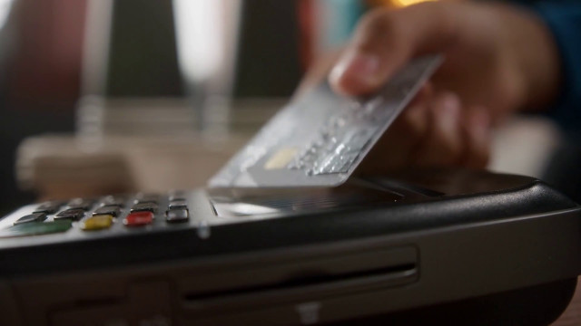 cresce-del-21%-il-valore-delle-transazioni-con-carte-di-pagamento