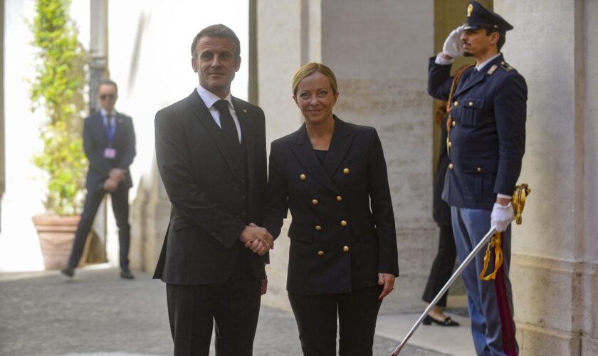 meloni-macron,-faccia-a-faccia-su-migranti-e-priorita-economiche-ue