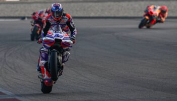 martin-vince-la-sprint-race-di-motegi,-bagnaia-sul-podio