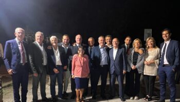 forza-italia,-una-delegazione-siciliana-guidata-da-schifani-al-berlusconi-day-di-paestum