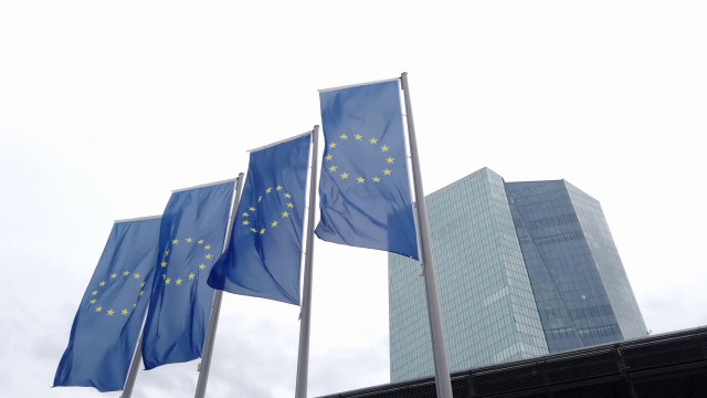 ue,-al-via-indagine-sulle-sovvenzioni-alle-auto-elettriche-cinesi