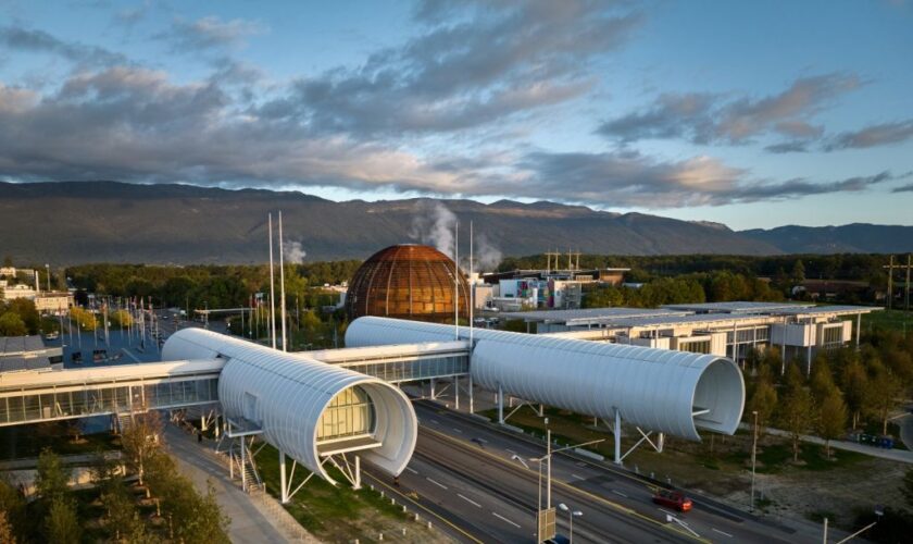 cern-inaugura-a-ginevra-il-centro-didattico-progettato-da-piano