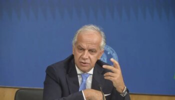 mafia,-piantedosi”lotta-e-priorita-per-governo,-cruciale-per-democrazia”