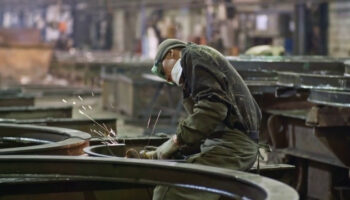 produzione-industriale-in-lieve-crescita-ad-agosto