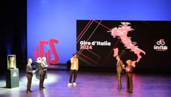 svelato-il-107°-giro,-sterrato,-montagne-e-approdo-a-roma