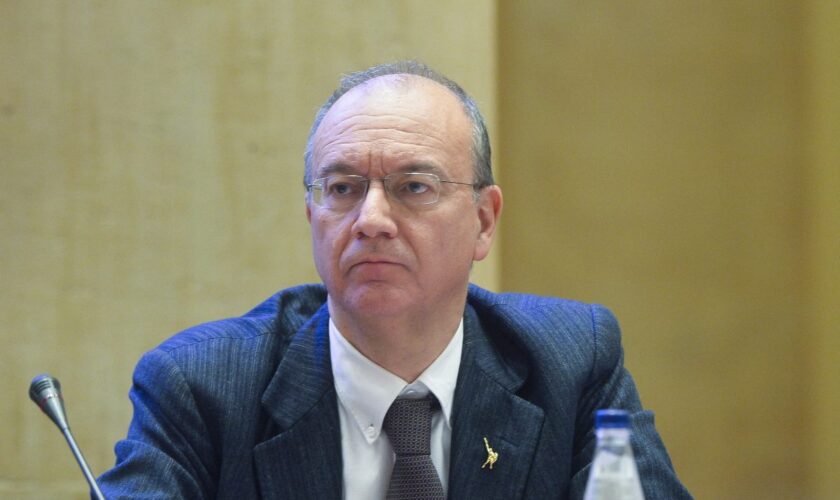 manovra,-valditara-“mantenuto-impegno-per-rinnovo-contratto-scuola”