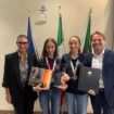 liguria,-ferro-e-scajola-premiano-le-campionesse-mondiali-di-vela-u15