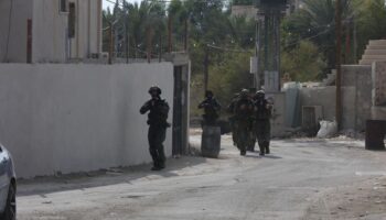 strage-all’ospedale-di-gaza,-centinaia-di-morti.-biden-annulla-la-visita-in-giordania