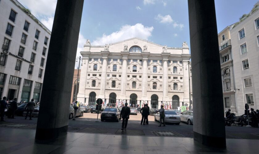 piazza-affari-apre-in-calo,-ftse-mib-1,09%