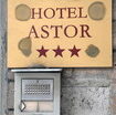 la-piccola-kata-ancora-non-si-trova:-si-scava-nel-cortile-dell’ex-hotel-astor 