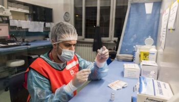 casi-covid-e-tasso-di-positivita-in-calo-nell’ultima-settimana