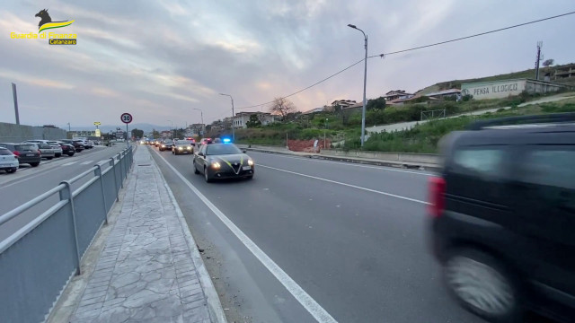 catanzaro,-13-custodie-cautelari-per-frodi-fiscali-ed-evasione-iva