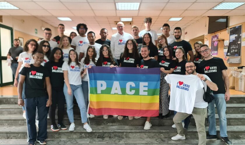 ersu-palermo,-una-t-shirt-per-la-pace-ed-il-dialogo-tra-i-popoli