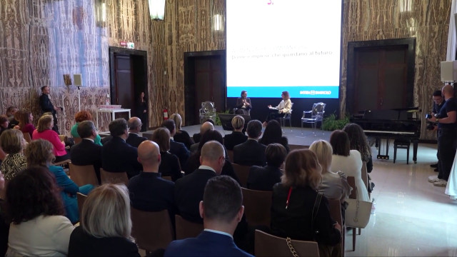 da-intesa-sanpaolo-un-miliardo-per-l’imprenditoria-femminile