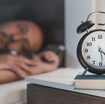 l’ora-solare-mette-a-rischio-il-sonno.-cosa-mangiare-per-dormire
