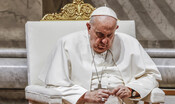 papa:-“continuiamo-a-pregare-per-l’ucraina-e-il-medio-oriente”