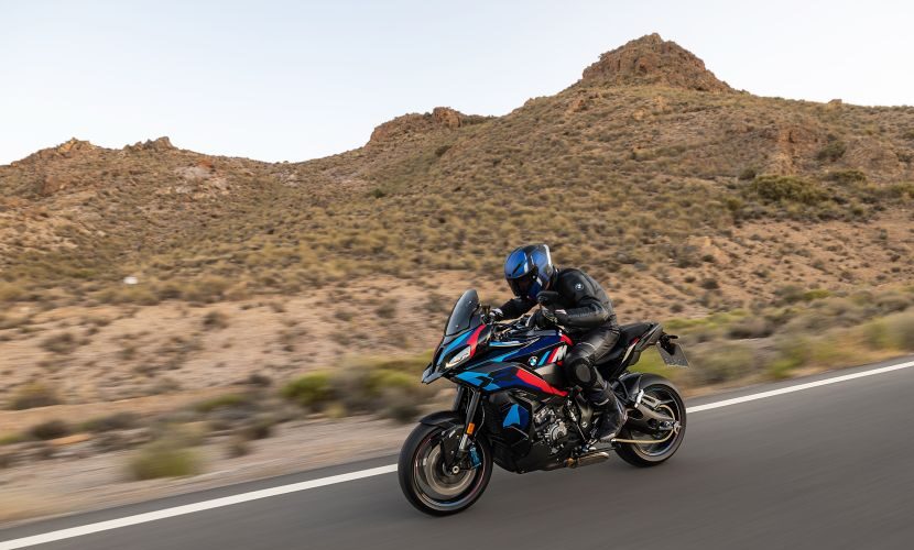 bmw-presenta-la-nuova-m-1000-xr