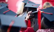 x-mercoledi-la-meta-dei-laureati-sono-donne-ma-la-carriera-accademica-e-per-pochissime