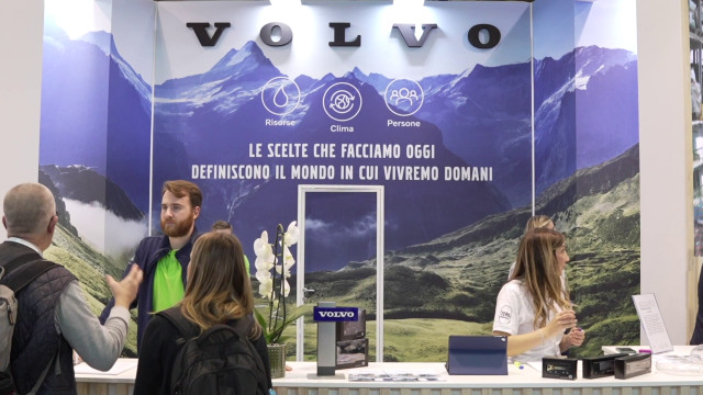 volvo-trucks-verso-la-neutralita-climatica,-tappa-a-ecomondo