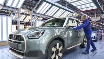 al-via-a-lipsia-la-produzione-della-mini-countryman