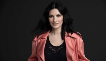 laura-pausini,-“zero”-il-nuovo-singolo-tratto-da-“anime-parallele”
