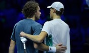atp-finals,-sinner-stende-tsitsipas-6-4-6-4