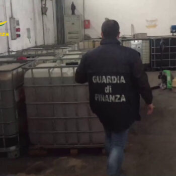 napoli,-truffa-nel-settore-idrocarburi.-implicata-anche-la-camorra