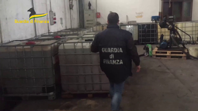 napoli,-truffa-nel-settore-idrocarburi.-implicata-anche-la-camorra