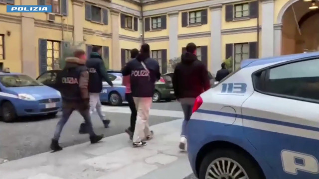 milano,-a-rogoredo-5-arresti-e-un-chilo-e-mezzo-di-droga-sequestrata