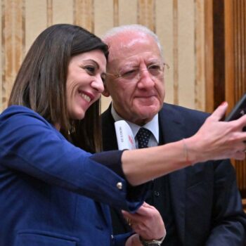 campania,-vincenzo-de-luca-tra-i-governatori-piu-attivi-sui-social