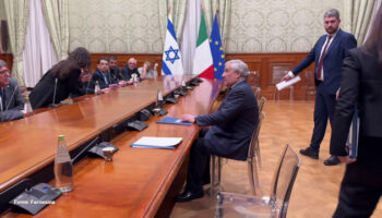 tajani-incontra-familiari-degli-ostaggi-israeliani-nelle-mani-di-hamas