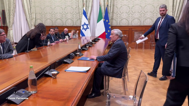 tajani-incontra-familiari-degli-ostaggi-israeliani-nelle-mani-di-hamas